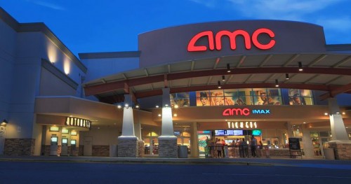 AMC, крупнейшая сеть американских кинотеатров откладывает возобновление работы на две недели