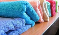 Почему после стирки полотенца становятся твердыми и что с этим делать?