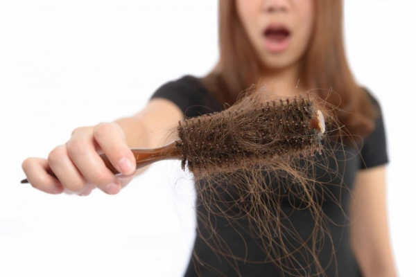 Укрепление волос от выпадения в домашних условиях: народные средства, рецепты