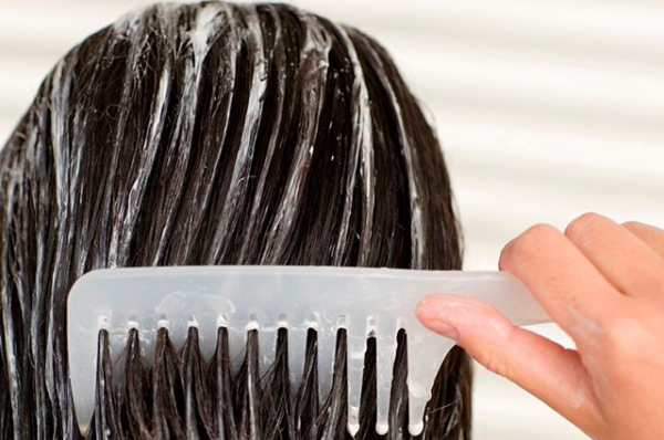 Раскрыт правильный способ применения кондиционера для волос